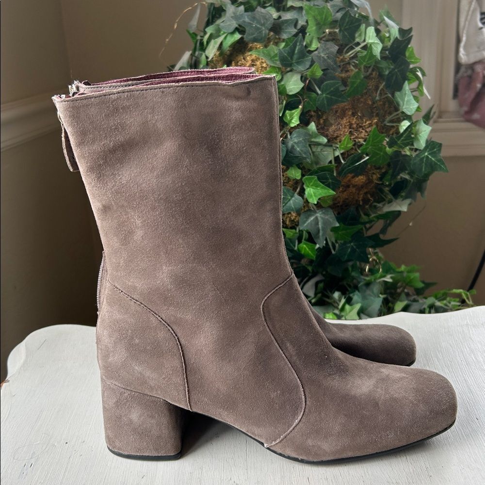 ONO Florence Grey Suede Mid- Calf Ankle Boots - Born Shoes Women’s 8.5 M